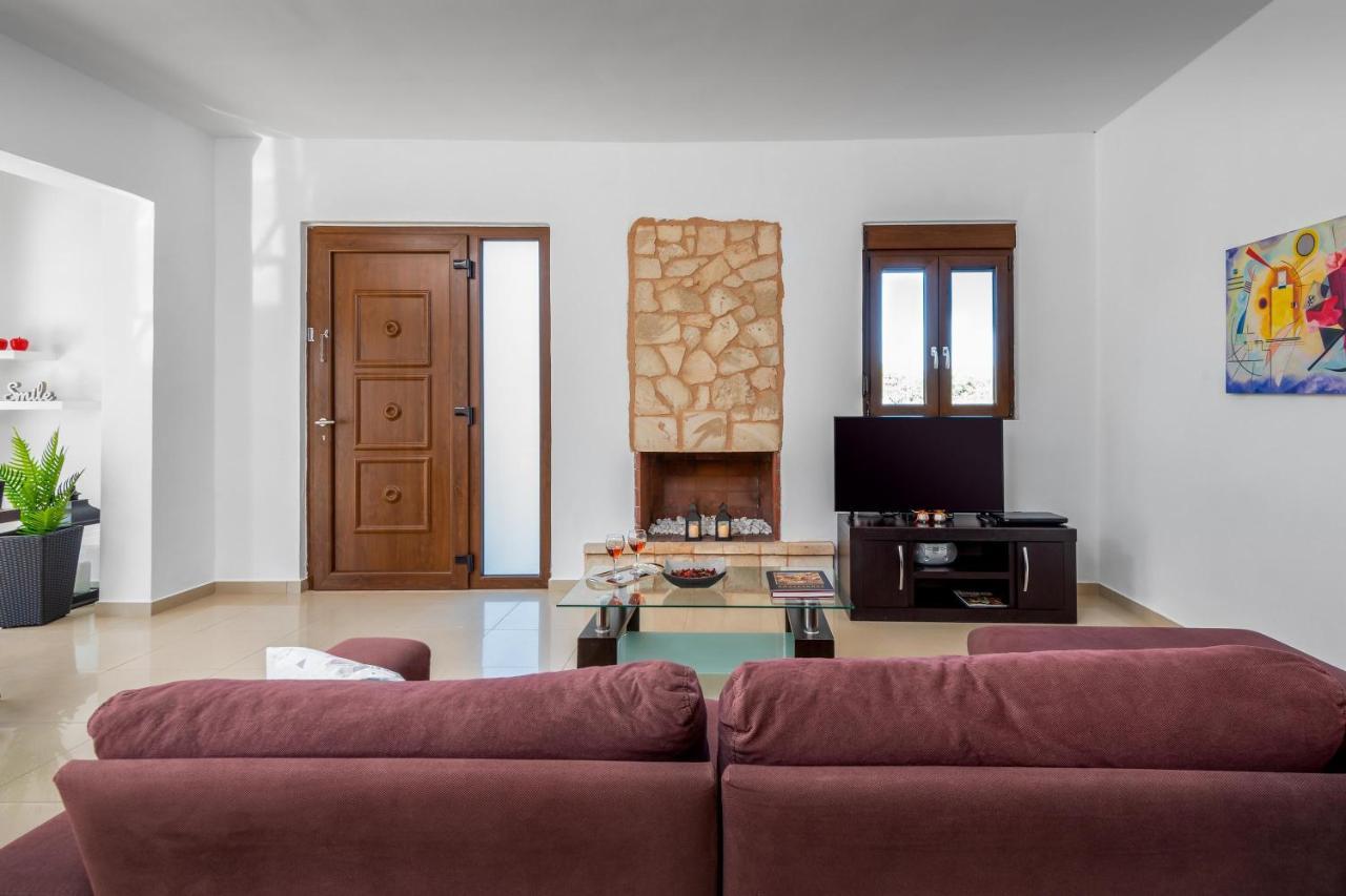 Aggelina Villa Pefki Екстериор снимка