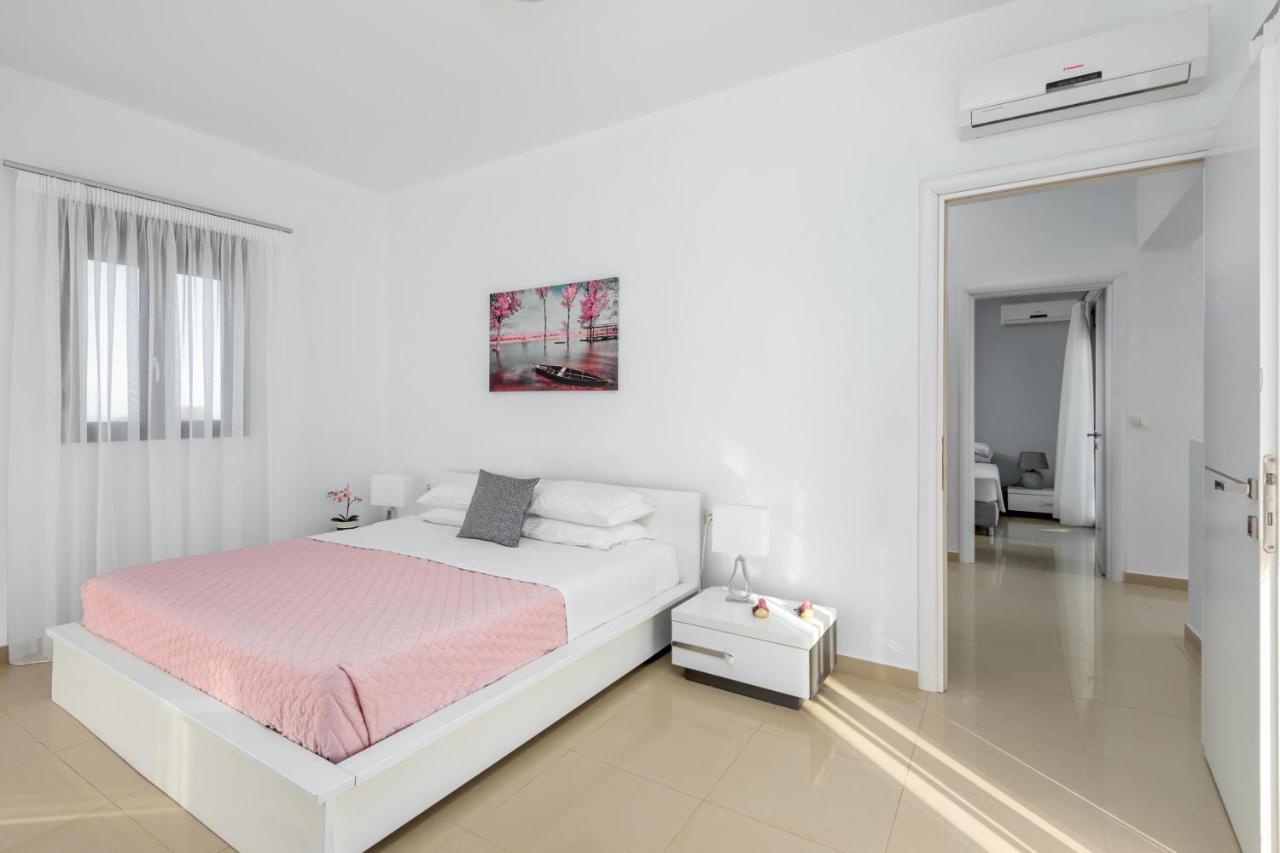 Aggelina Villa Pefki Екстериор снимка